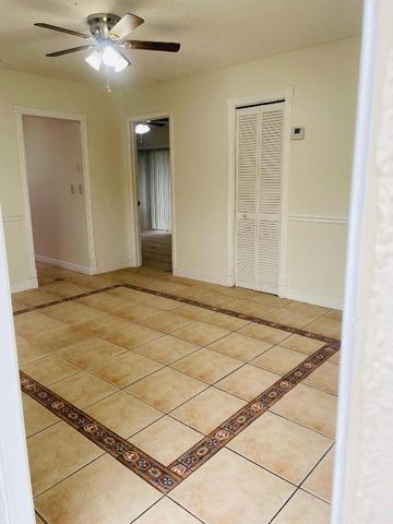 5318 Garden Hills Circle 39-A, West Palm Beach, FL 33415