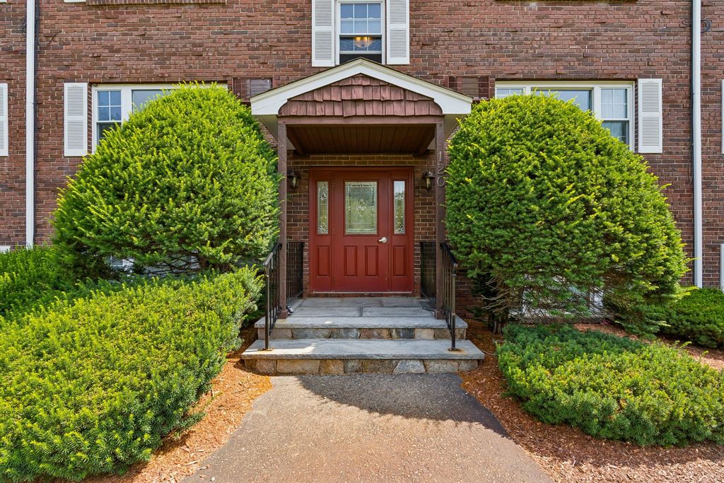 120 Parker St 24, Acton, MA 01720