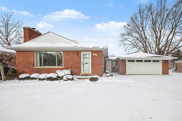 20835 Ardmore Park Drive, Saint Clair Shores, MI 48081