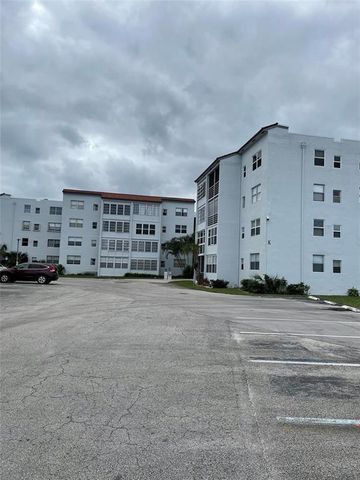 2850 Somerset Drive 404l, Lauderdale Lakes, FL 33311