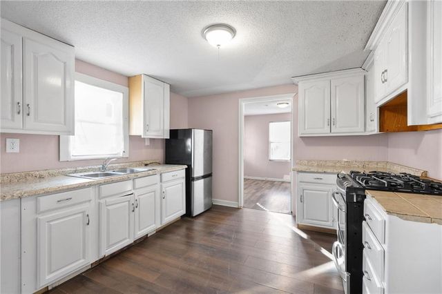 282 S Coy Street, Kansas City, KS 66101