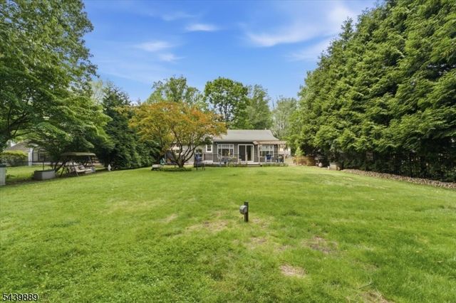 41 Sycamore Ave, Berkeley Heights Twp., NJ 07922