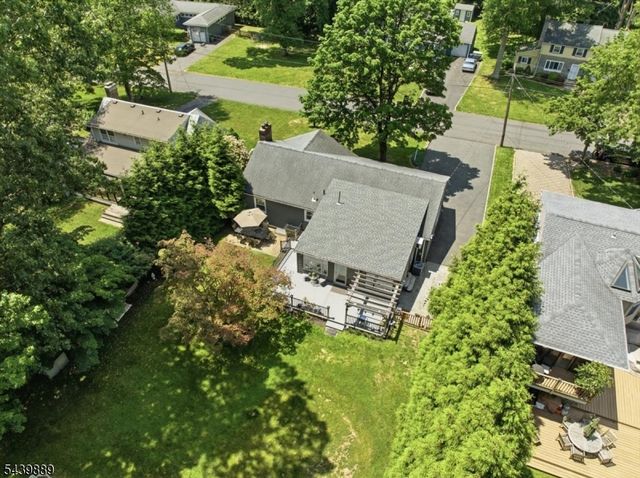 41 Sycamore Ave, Berkeley Heights Twp., NJ 07922