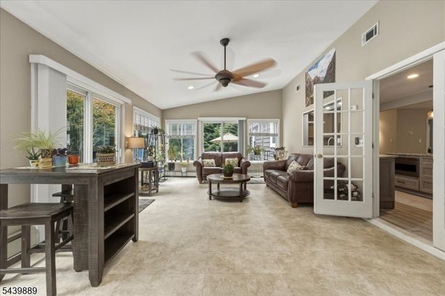 41 Sycamore Ave, Berkeley Heights Twp., NJ 07922