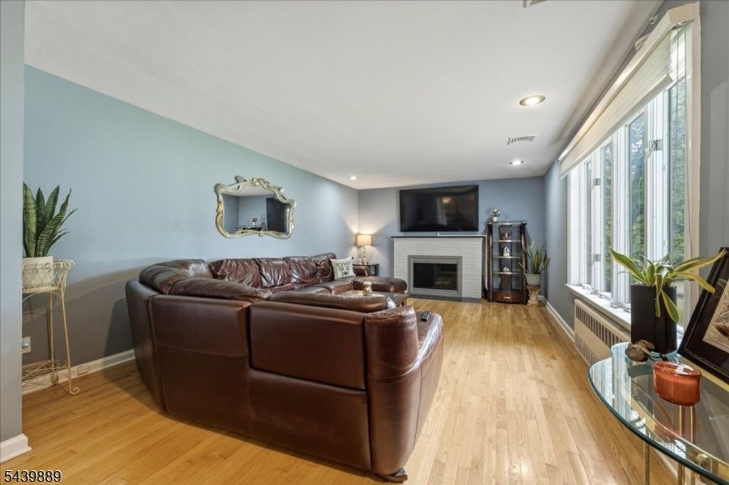 41 Sycamore Ave, Berkeley Heights Twp., NJ 07922 — photo 3