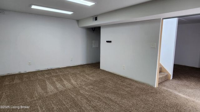 3013 S Woodland, Radcliff, KY 40160