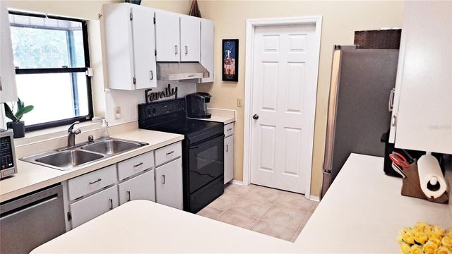 25930 SACKAMAXON DRIVE, Sorrento, FL 32776