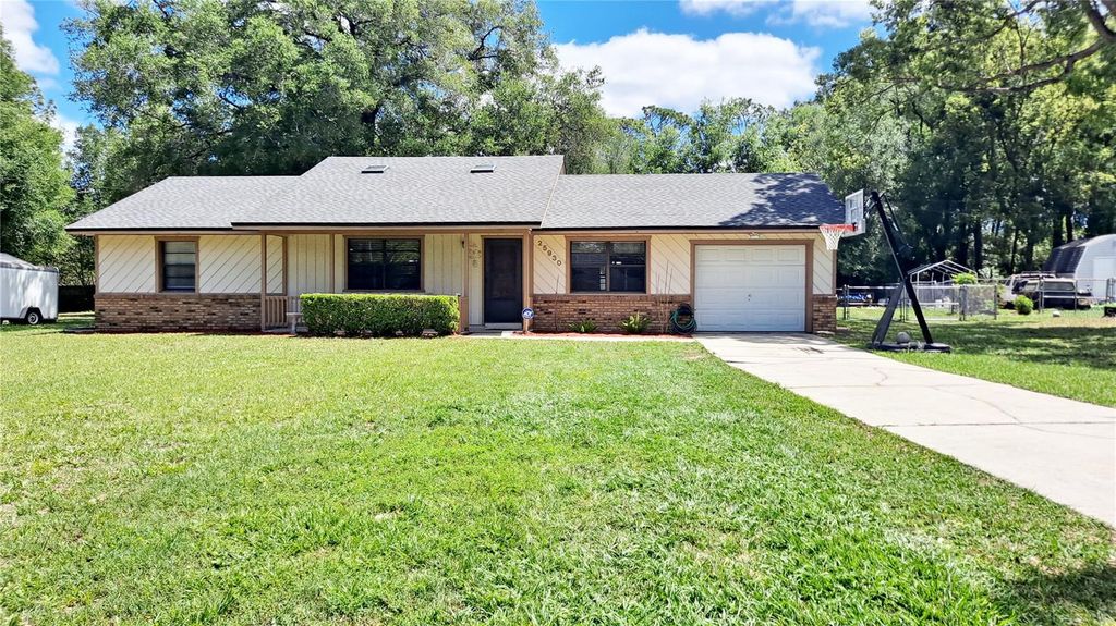 25930 SACKAMAXON DRIVE, Sorrento, FL 32776