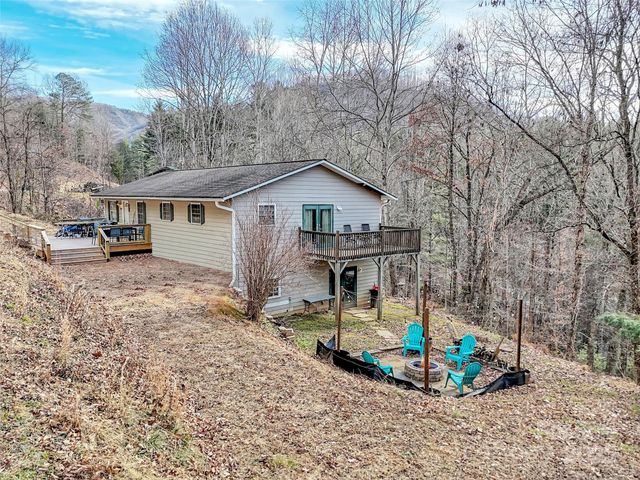 719 Pinewood Drive, Waynesville, NC 28786