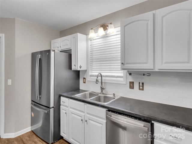 719 Pinewood Drive, Waynesville, NC 28786