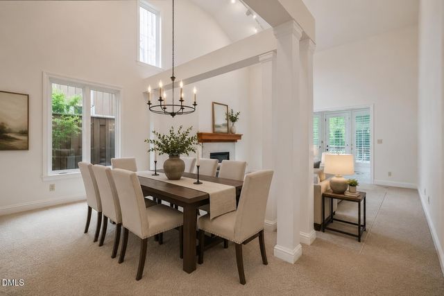 1 Ellsworth Court, Chapel Hill, NC 27517
