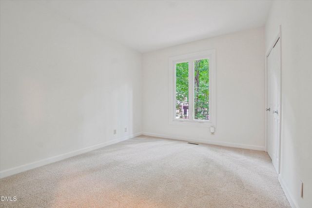 1 Ellsworth Court, Chapel Hill, NC 27517