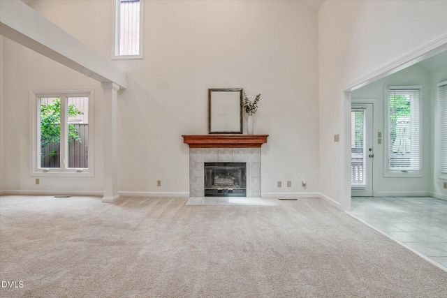 1 Ellsworth Court, Chapel Hill, NC 27517