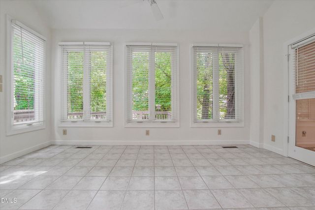 1 Ellsworth Court, Chapel Hill, NC 27517