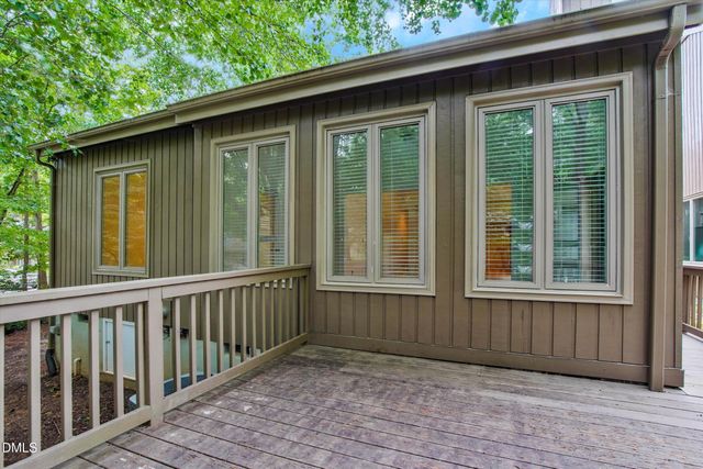 1 Ellsworth Court, Chapel Hill, NC 27517