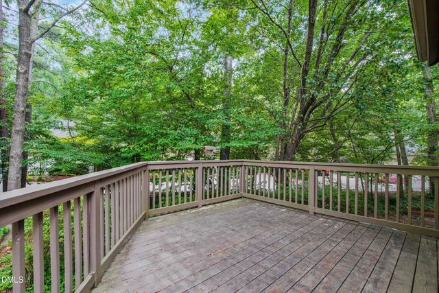 1 Ellsworth Court, Chapel Hill, NC 27517