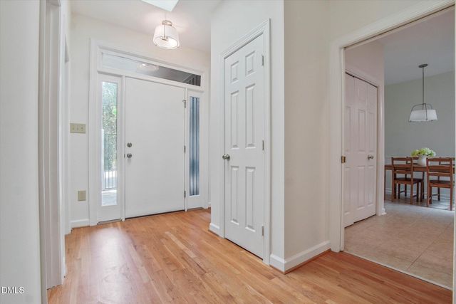1 Ellsworth Court, Chapel Hill, NC 27517