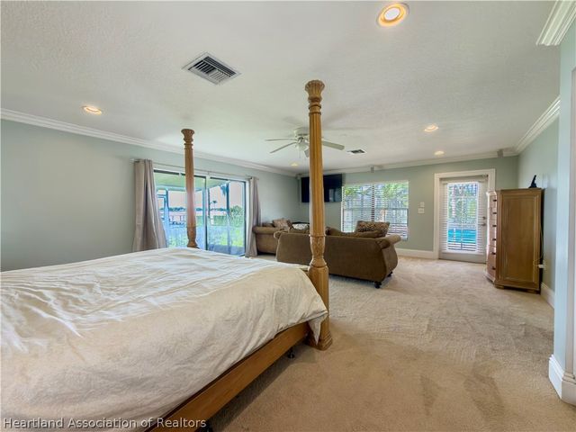 573 Holmes Avenue, Lake Placid, FL 33852