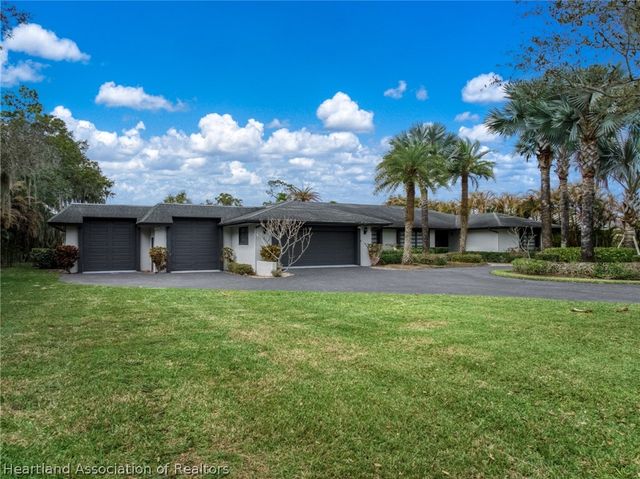 573 Holmes Avenue, Lake Placid, FL 33852