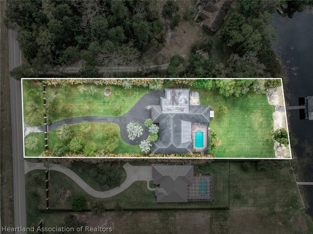 573 Holmes Avenue, Lake Placid, FL 33852