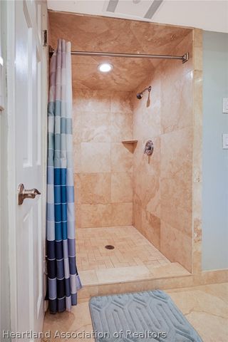 573 Holmes Avenue, Lake Placid, FL 33852