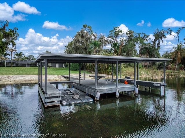 573 Holmes Avenue, Lake Placid, FL 33852