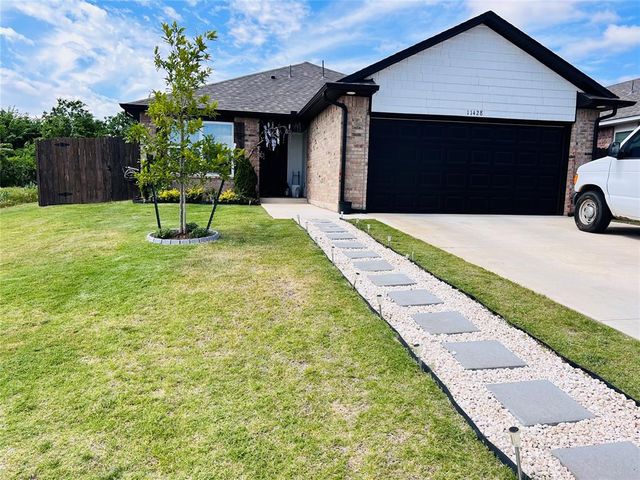 11428 SW 12th Street, Yukon, OK 73099