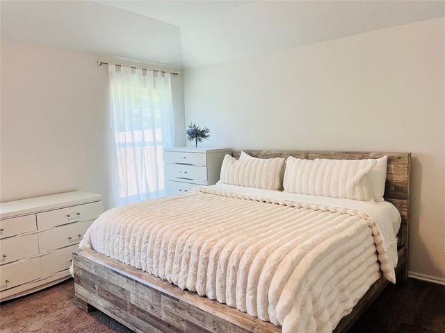 11428 SW 12th Street, Yukon, OK 73099