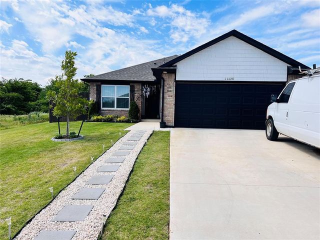 11428 SW 12th Street, Yukon, OK 73099