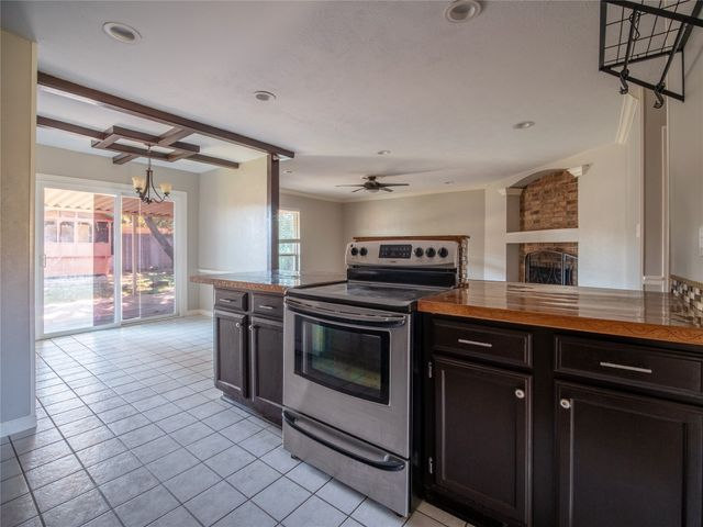 5525 Rearn Drive, The Colony, TX 75056