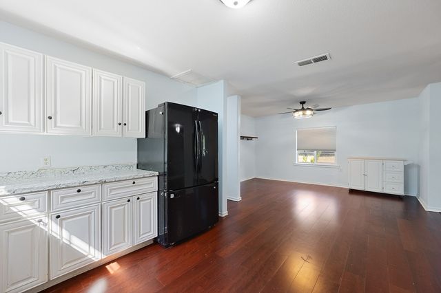 120 Garner Drive, Mabank, TX 75156
