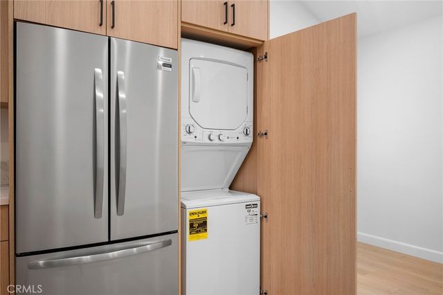 16057 Knapp, North Hills, CA 91343