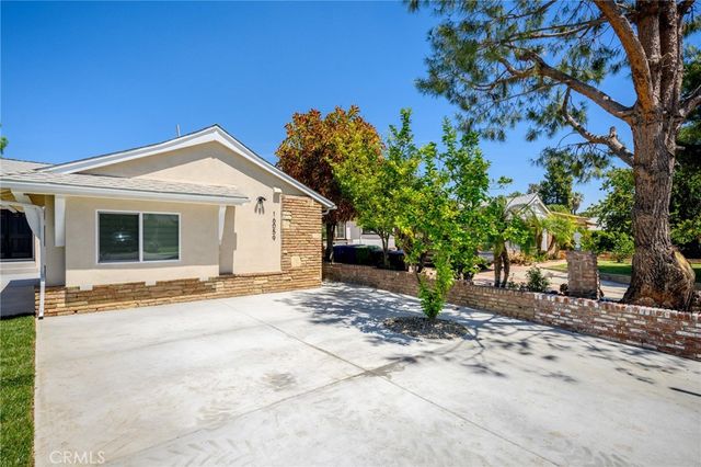 16057 Knapp, North Hills, CA 91343