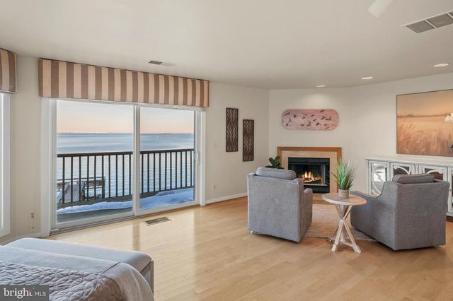 2215 CHESAPEAKE HARBOUR DR E, Annapolis, MD 21403