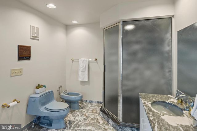 2215 CHESAPEAKE HARBOUR DR E, Annapolis, MD 21403