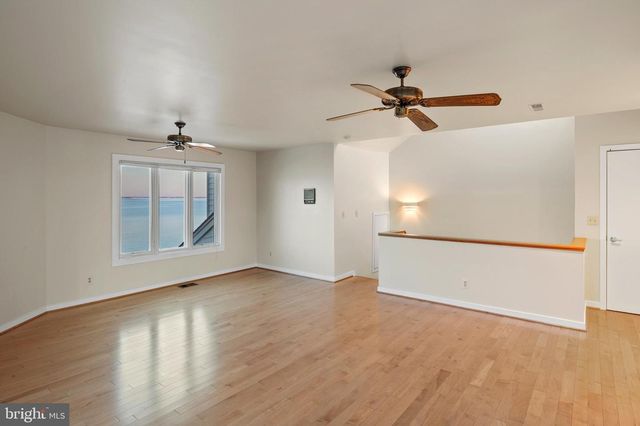 2215 CHESAPEAKE HARBOUR DR E, Annapolis, MD 21403