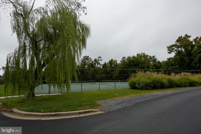 2215 CHESAPEAKE HARBOUR DR E, Annapolis, MD 21403