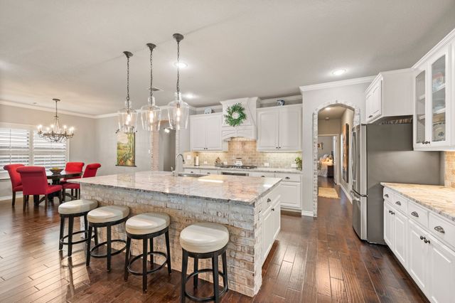 336 Parkview Drive, Aledo, TX 76008