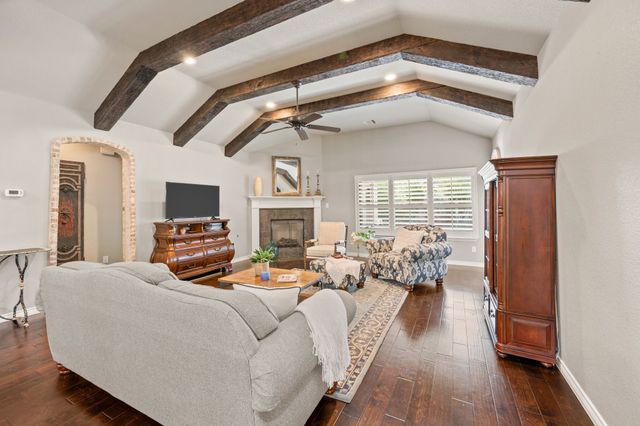 336 Parkview Drive, Aledo, TX 76008