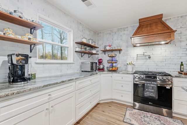 42 Pine Valley Road, Bigelow, AR 72016