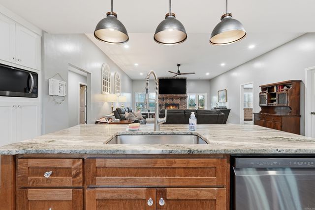 42 Pine Valley Road, Bigelow, AR 72016