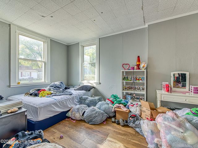 2001 Lilias Drive, Oregon, OH 43616