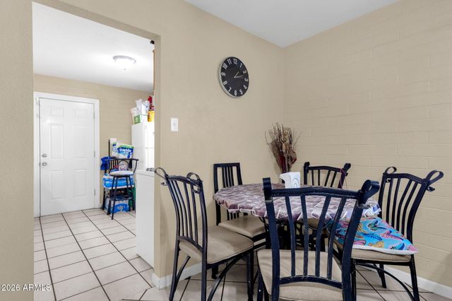 833 E ALICE Avenue, Phoenix, AZ 85020