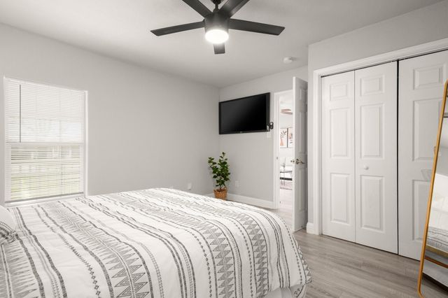 918 W 3rd ST, Taylor, TX 76574