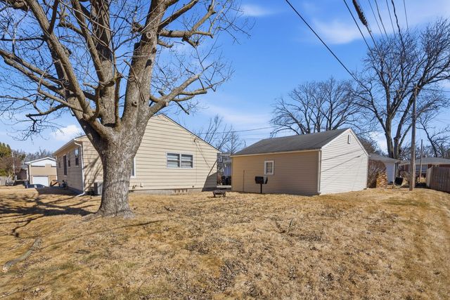 2550 26th Street, Rock Island, IL 61201