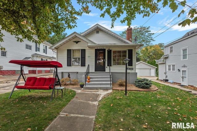 121 CITY Place, Jacksonville, IL 62650