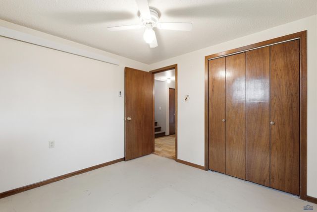 6608 KIMBERLY DR, Black Hawk, SD 57718