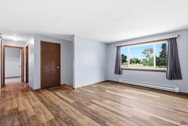 6608 KIMBERLY DR, Black Hawk, SD 57718