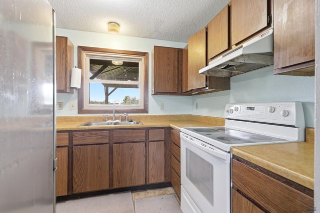 6608 KIMBERLY DR, Black Hawk, SD 57718