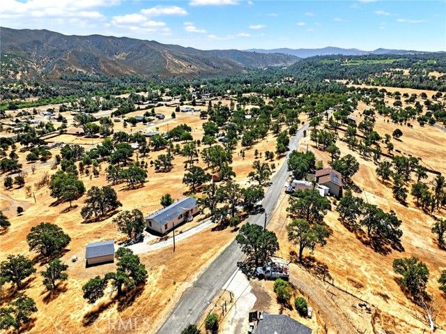 2564 Indian Hill Road, Clearlake Oaks, CA 95423